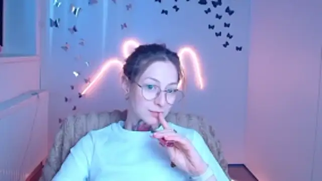 Esmi Winter online show from 03-14-26, 12:32