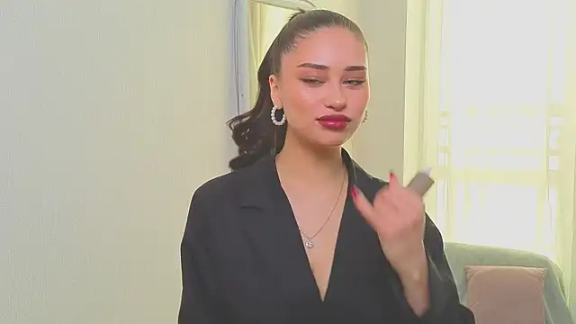 Snapshot of Sofia_Plump chatting on 03-03-26, 09:59 Sofia Plump online show from 03-03-26, 09:59