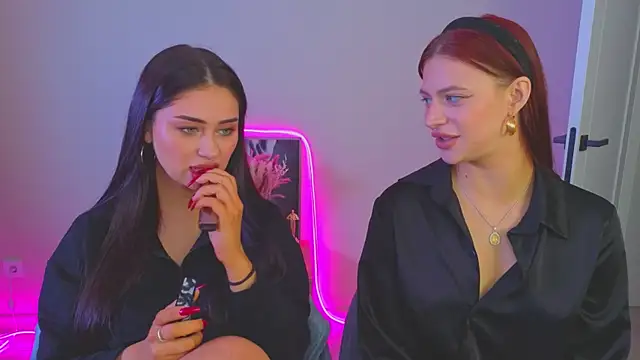 Sofia Plump online show from 06-05-26, 10:21