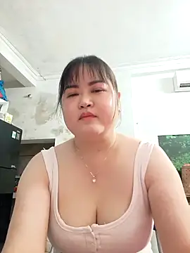 Kee-kimlee online show from 04-18-26, 09:26