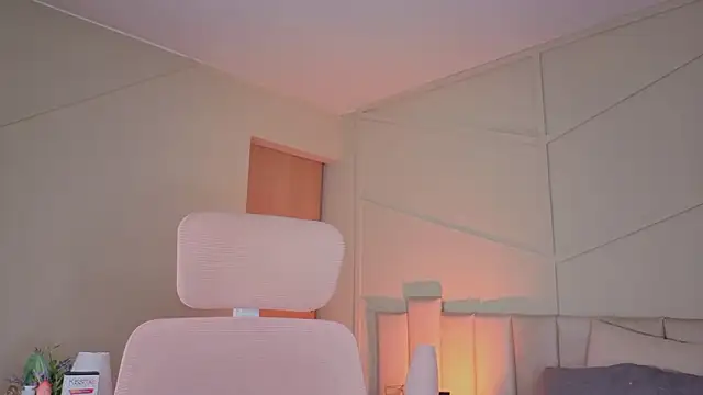 Eyes moon  online show from 03-05-26, 03:13