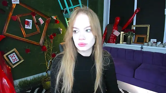 AmyNox online show from 04-18-26, 05:11