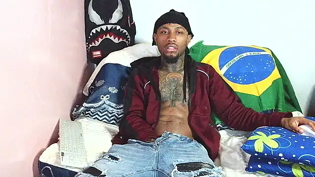 Snapshot of Bdarenth007 chatting on 02-18-26, 07:15 Bdarenth007 online show from 02-18-26, 07:15