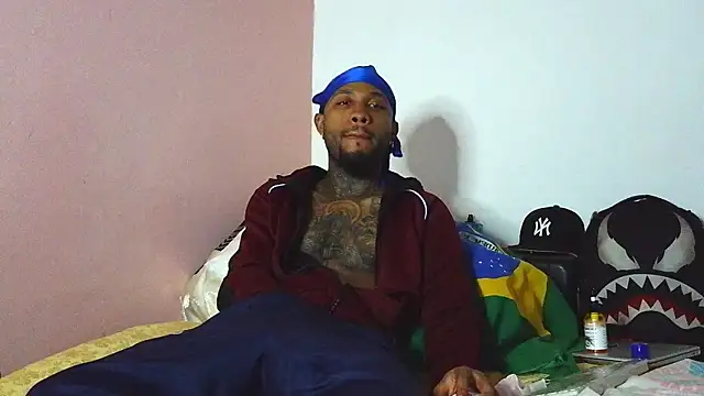 Snapshot of Bdarenth007 chatting on 02-22-26, 06:46 Bdarenth007 online show from 02-22-26, 06:46