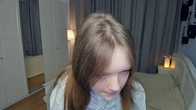 LavenderMitten online show from 03-12-26, 05:35