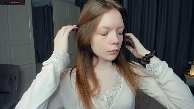 LavenderMitten online show from 05-11-26, 05:46