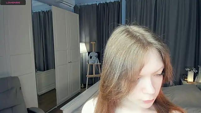 LavenderMitten online show from 05-16-26, 05:48