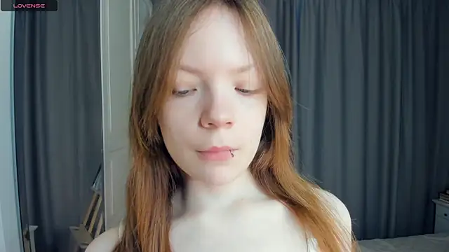 LavenderMitten online show from 05-18-26, 05:46