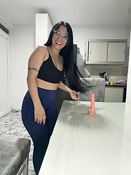 Snapshot of samanta_big_ass_ chatting on 06-26-26, 03:44 samanta big ass online show from 06-26-26, 03:44