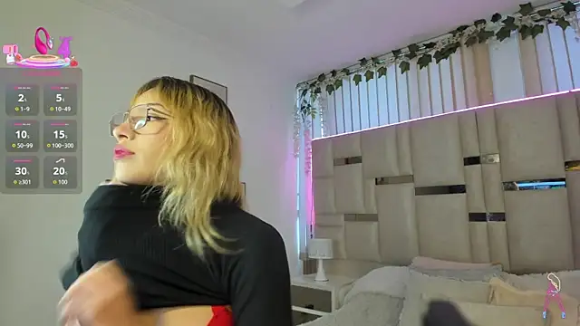 Maya-jhons online show from 03-19-26, 11:47