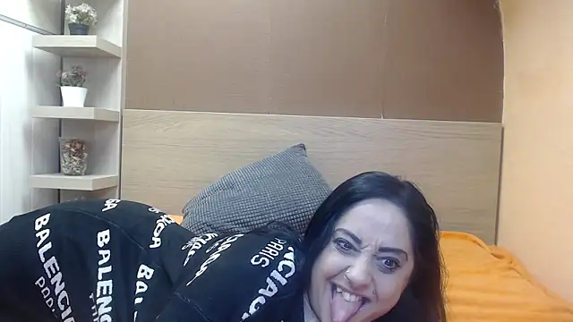 PinkyTwerkyX online show from 02-09-25, 04:36