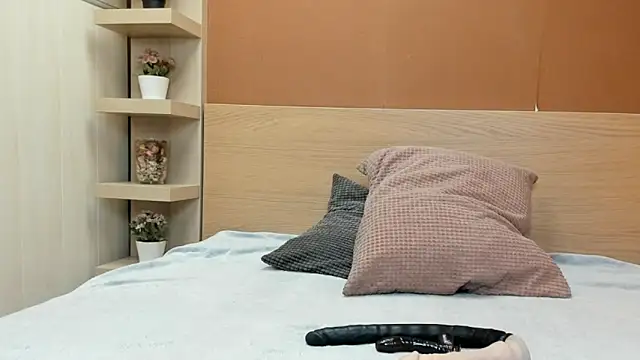 PinkyTwerkyX online show from 03-21-26, 01:48