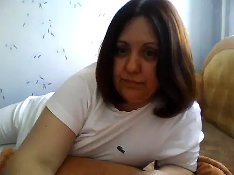 LockyCharm111 online show from 06-01-26, 03:36