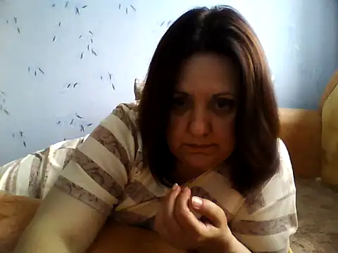 LockyCharm111 online show from 06-07-26, 05:00