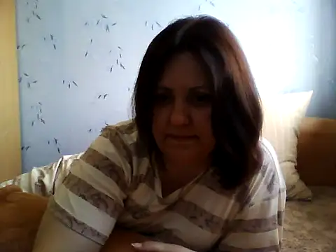 LockyCharm111 online show from 06-24-26, 04:06