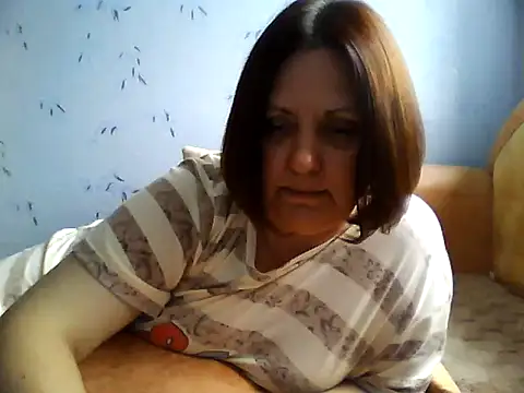 LockyCharm111 online show from 07-09-26, 03:49
