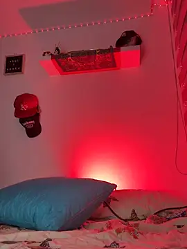 LARIISSAEVANS online show from 02-19-26, 05:58