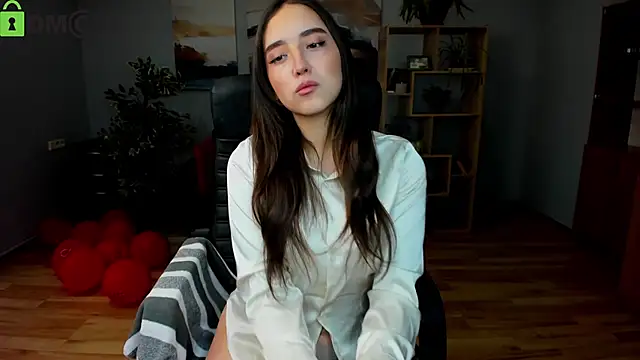 Effy Royse online show from 02-22-26, 06:35