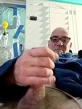Snapshot of scott12347762 chatting on 02-19-26, 05:03 scott12347762 online show from 02-19-26, 05:03