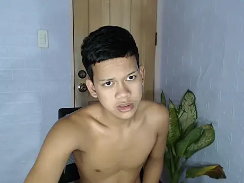 UrAsian Turjak online show from 02-19-26, 07:15