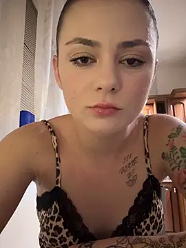 alwayshornyvivi online show from 02-11-26, 09:09