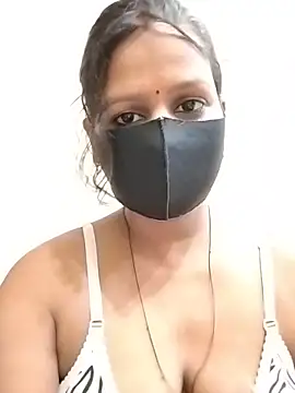 ankita077 online show from 06-26-26, 11:20
