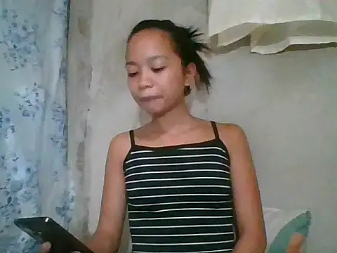 Snapshot of Asianpinay_Skinny1818 chatting on 05-16-26, 10:41 Asianpinay Skinny1818 online show from 05-16-26, 10:41
