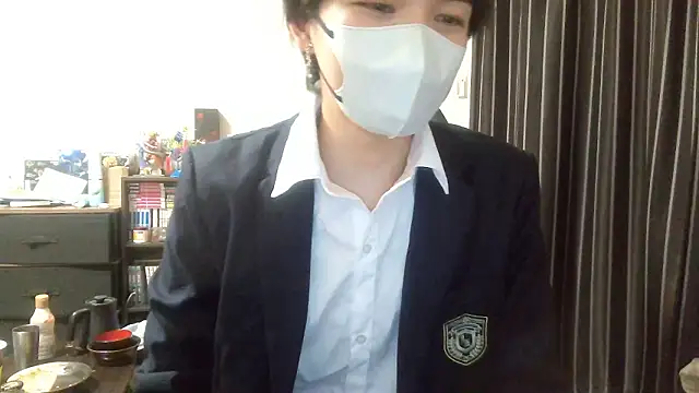 Snapshot of raitokun5555 chatting on 07-17-26, 12:23 raitokun5555 online show from 07-17-26, 12:23