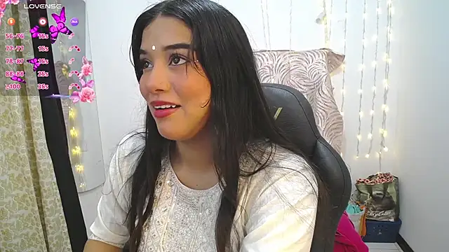 Snapshot of Sita_Nair chatting on 05-23-26, 12:31 Sita Nair online show from 05-23-26, 12:31