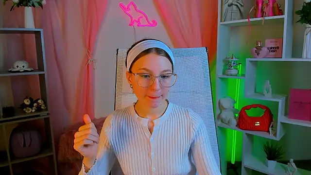 ElliFrankenweenie online show from 03-12-26, 07:03