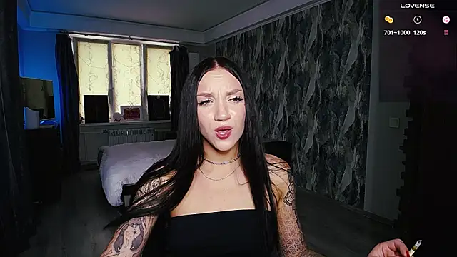 Snapshot of comeherehoney chatting on 07-04-26, 11:05 comeherehoney online show from 07-04-26, 11:05