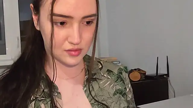 RedginBluebersky online show from 04-01-26, 04:15