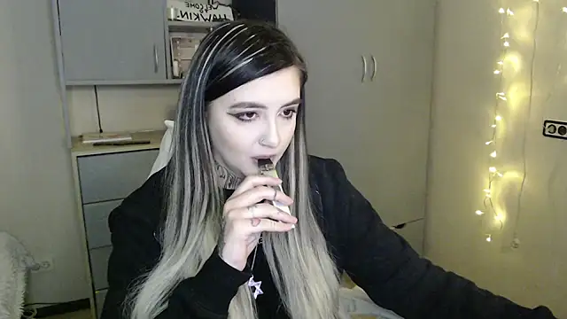 Rin Tozier online show from 03-05-26, 12:39