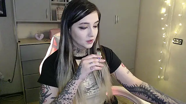 Rin Tozier online show from 03-21-26, 01:32