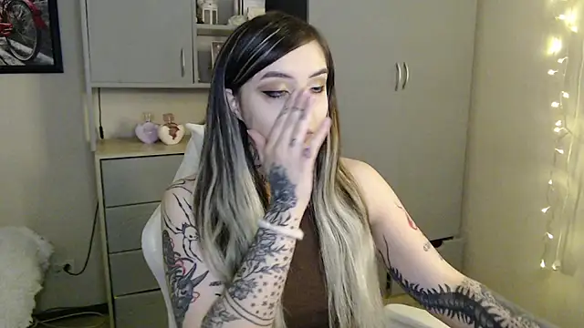 Rin Tozier online show from 03-30-26, 01:17