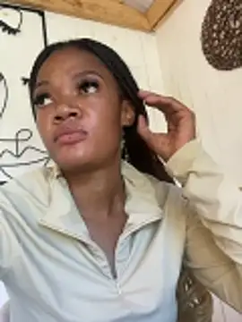 Snapshot of SexyScarlet22 chatting on 02-19-26, 08:43 SexyScarlet22 online show from 02-19-26, 08:43