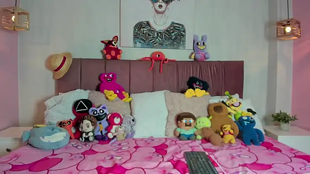 emma wilder  online show from 02-21-26, 08:10