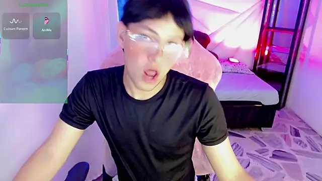 Top and bottom online show from 05-19-26, 01:56