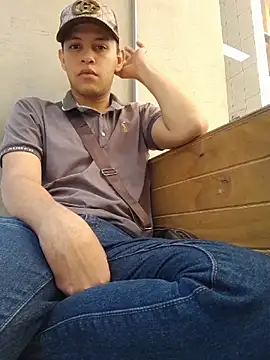 Top and bottom online show from 06-11-26, 12:32