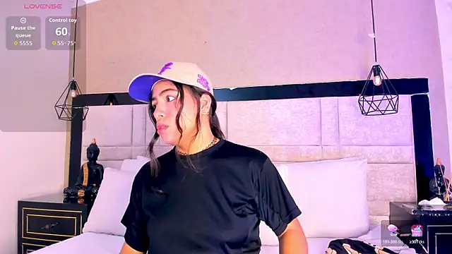 CloheBell online show from 04-01-26, 07:22