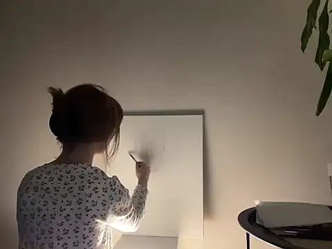 tesalove online show from 03-06-26, 10:17