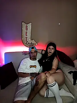 Snapshot of LATINLOVERS_1 chatting on 02-27-26, 04:45 LATINLOVERS 1 online show from 02-27-26, 04:45