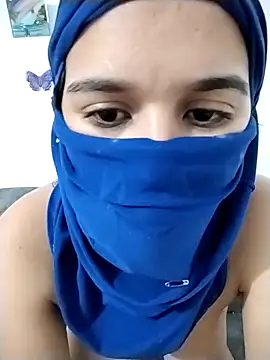 Snapshot of sarah_Dau chatting on 03-04-26, 06:08 sarah Dau online show from 03-04-26, 06:08