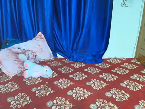 its-sarika01 online show from 04-17-26, 06:05