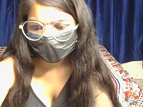 Snapshot of its-sarika01 chatting on 05-16-26, 06:43 its-sarika01 online show from 05-16-26, 06:43