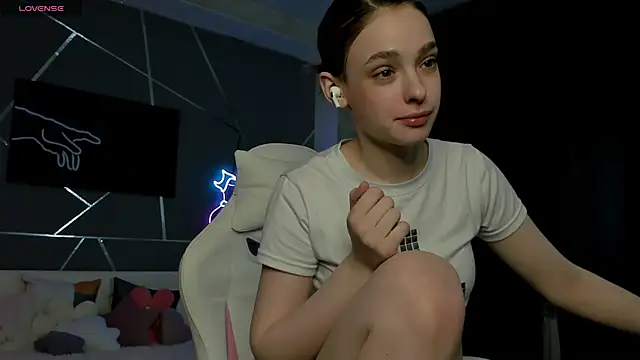 naomi reiss online show from 05-26-26, 01:23