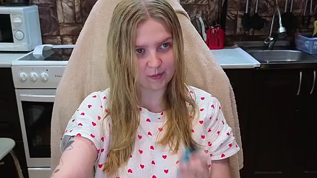 AnitaXVine online show from 06-15-26, 07:49