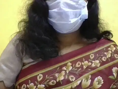 anu-reddyy online show from 02-25-26, 04:00