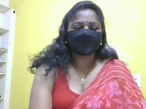 anu-reddyy online show from 06-19-26, 03:44
