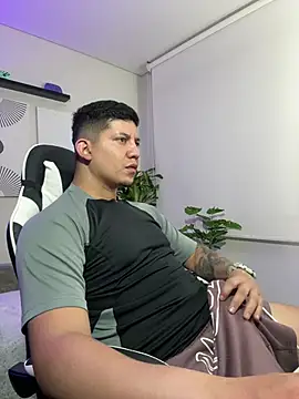  robertobaggioo online show from 02-19-26, 12:34